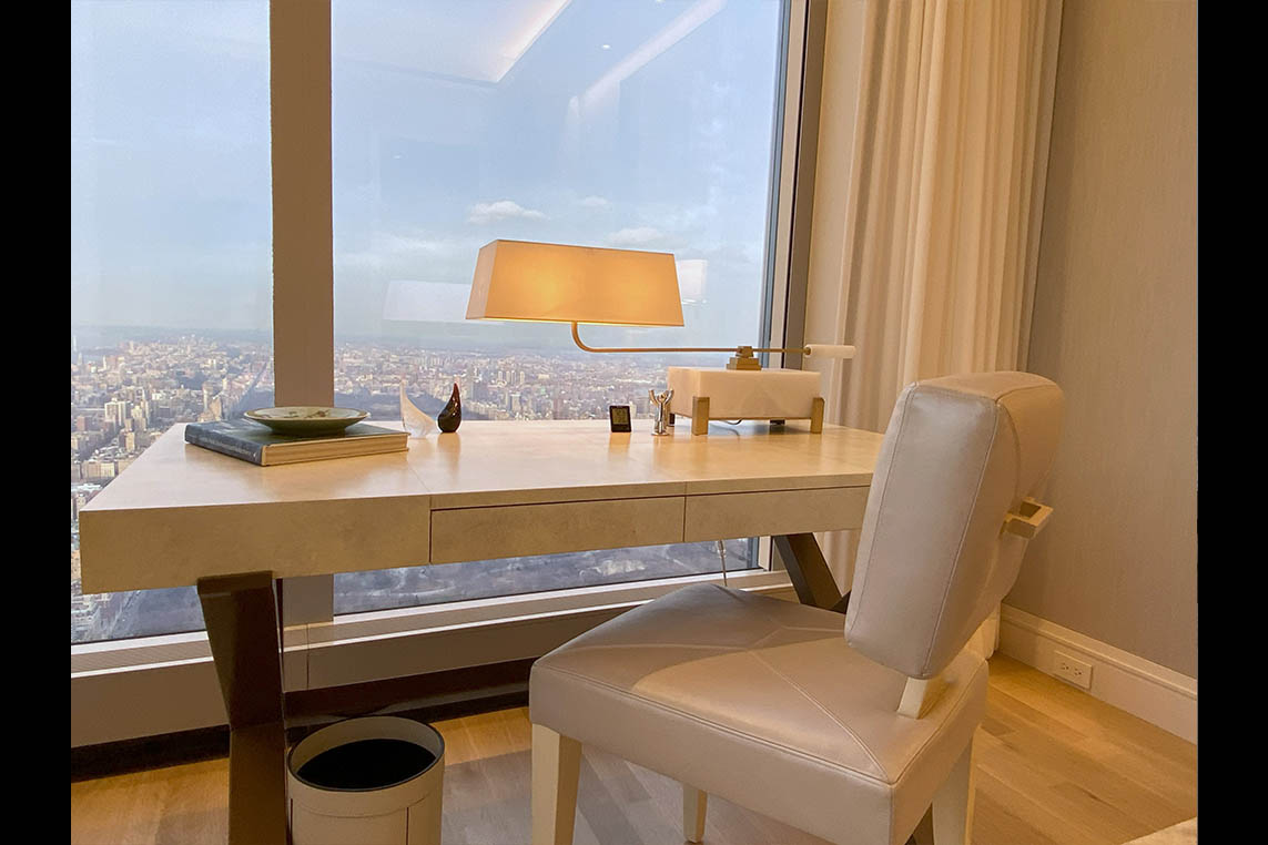 NY Guest Room Desk